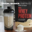 Afbeeldingen van SHAKER ZWART/ROOD 600 ML BODY ATTACK